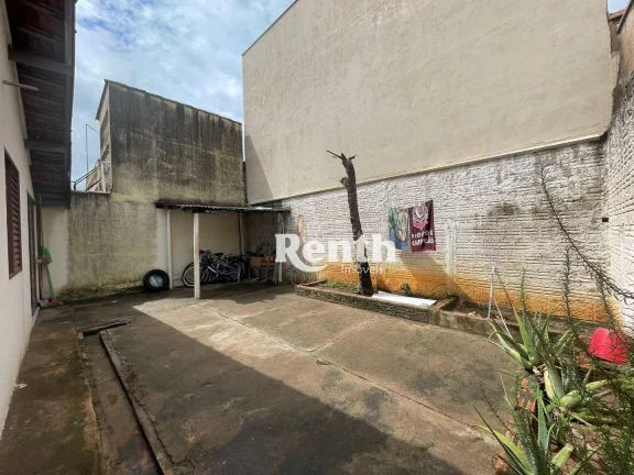 Imagem Casa com 2 dormitórios à venda por R$ 320.000 - Conjunto Residencial Vila Verde - Rio Claro/SP