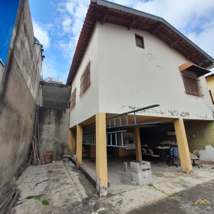 Imagem Casa com 3 Quartos 2 vagas cobertas à venda no Jardim São Vicente em Jundiaí/SP