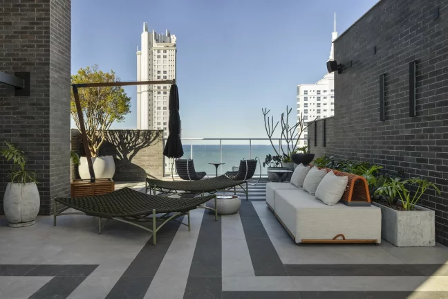 Imagem Cobertura com 4 dormitórios à venda sendo 4 suítes, 379.35 m² por - R$ 10.250.000,00 - Centro - Bal. Camboriú/SC