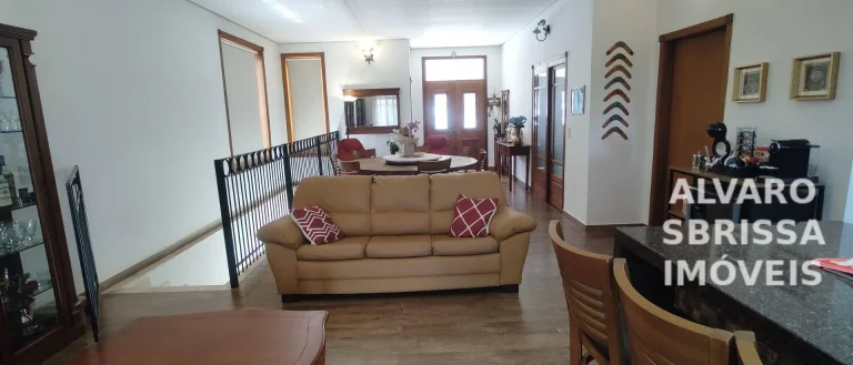 Imagem Oportunidade este imóvel estuda permuta. Casa com lago e 5 suítes no condomínio Mangueiras - Itu/SP