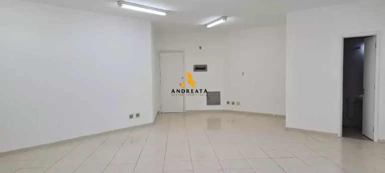 Imagem Barra da Tijuca - Av. das Americas - Alugo sala Downtown - Com 59m² - Lavabo e copa - 1 vaga!!!