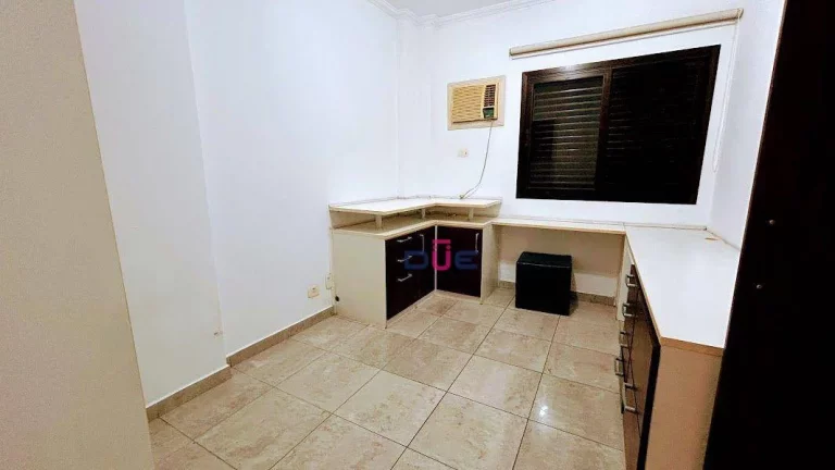 Imagem Apartamento com 4 dormitórios à venda, 142 m² por R$ 1.250.000,00 - Gonzaga - Santos/SP
