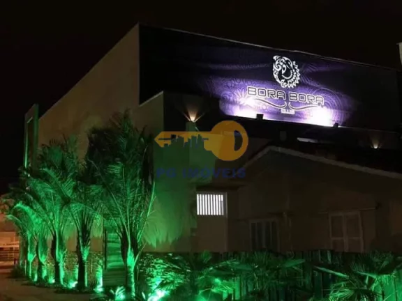 Imagem PREDIO COMERCIAL NO CENTRO DE PRAIA DE LESTE A 100 m DO MAR