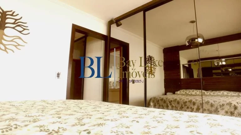 Imagem Apartamento Com 141M² - 4 Quartos - Em Andar Alto! Cond Costa Azul!