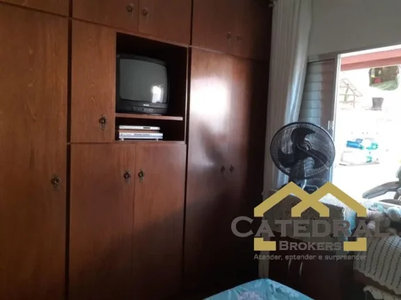 Imagem Casa com 03 dormitórios em 144m² à Venda por R$700.000,00 - Jardim das Carpas - Jundiaí/SP