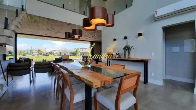 Imagem Sobrado condominio fechado, com 04 suites mobiliado