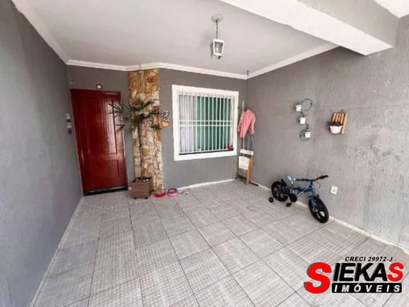 Imagem Imperdível oportunidade de adquirir uma casa de 3 quartos na Vila Carrão, São Paulo - SP: 1 suíte, 1 sala, 1 banheiro, 2 vagas de garagem e 207m² de área.