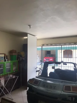 Imagem Vendo casa próxima a Padaria Padoca