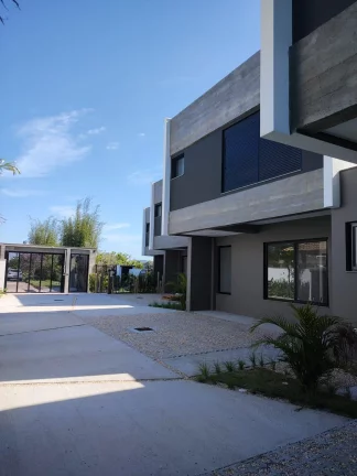 Imagem Residencial Vila Açores: Casa à venda em Ambrósio, Garopaba-SC!