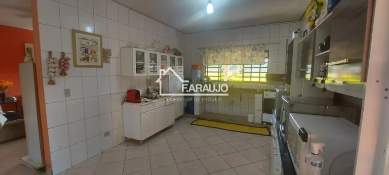Imagem CHÁCARA À VENDA COM 4 DORMITÓRIOS NO BAIRRO FAZENDA D'OESTE II, ARAÇOIABA DA SERRA-SP