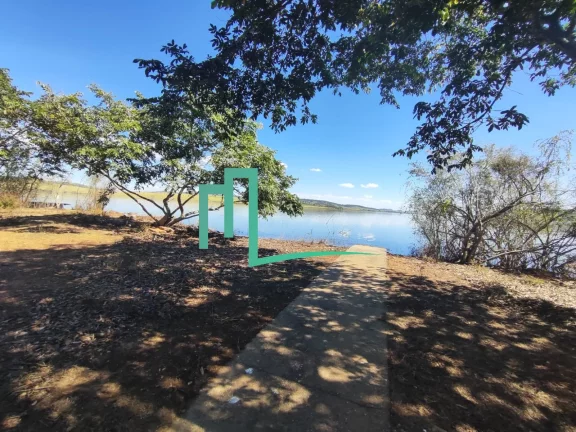 Imagem RANCHO RURAL em SÃO JOÃO BATISTA DO GLÓRIA - MG, Capitinga