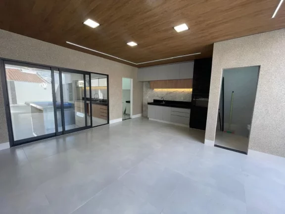 Imagem Casa 3 Suites Sozinha No Lote No Teres Marias Com Lazer Completo