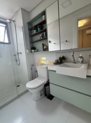 Imagem EXCELENTE APARTAMENTO DE 03 QUARTOS E 02 SUÍTES A VENDA DECORADO PORTEIRA FECHADA.