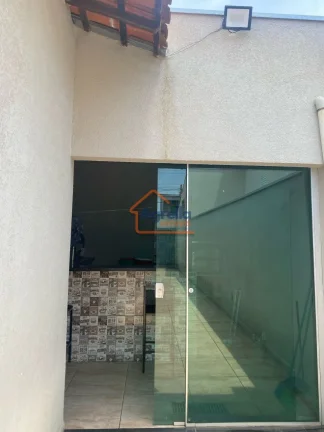 Imagem Casa à venda no bairro Jardim Santa Marta - Mogi Guaçu/SP