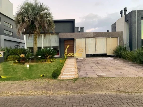 Imagem Casa térrea em condomínio fechado mobiliada e decorada