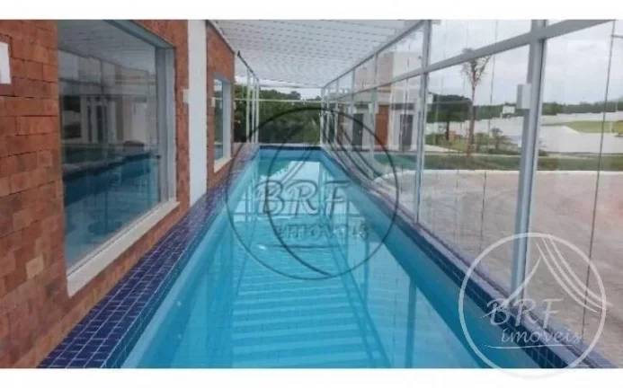 Imagem Vendo terreno em condomínio de alto padrão na praia de Moçambique