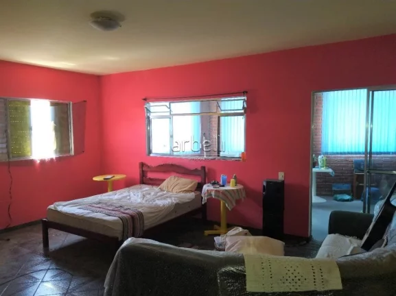 Imagem Sobrado com 300 metros quadrados aproximadamente de área total e 150 metros quadrados de área cons...