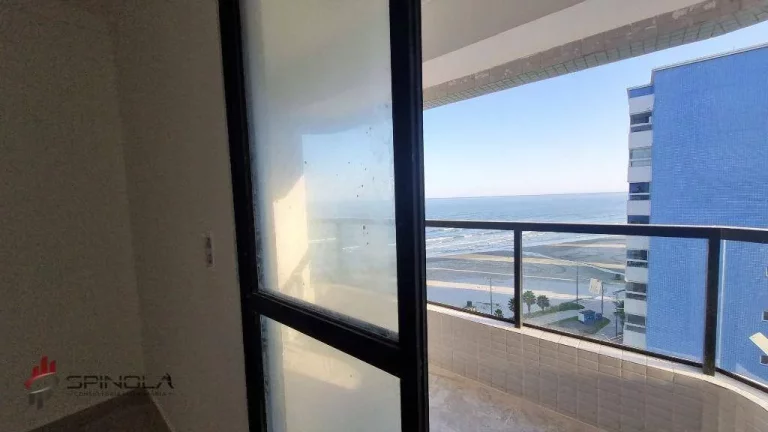Imagem Apartamento com 2 dormitórios à venda, 42 m² por R$ 529.000,00 - Maracanã - Praia Grande/SP