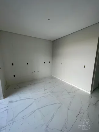 Imagem Duplex com 02 Suítes no Bairro Ingleses