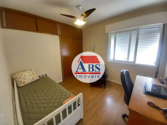 Imagem Apartamento com 3 dormitórios à venda, 100m² por R$ 700.000 - Gonzaga - Santos/SP Um por andar