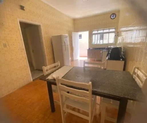 Imagem Sobrado com 236 m² 2 Dormitorios sendo 1 Suite e com Edicula