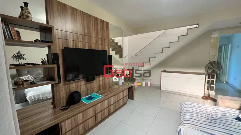 Imagem Casa com 3 dormitórios à venda, 101 m² por R$ 755.000,00 - Palmeiras - Cabo Frio/RJ