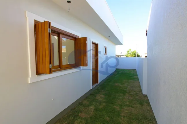Imagem Casa á venda com 3 dormitórios na praia Rondinha no Arroio do Sal/RS