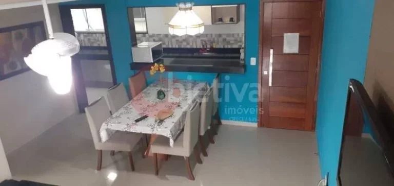 Imagem Cobertura com 3 dormitórios à venda, 160 m² por R$ 900.000,00 - Centro - Cabo Frio/RJ