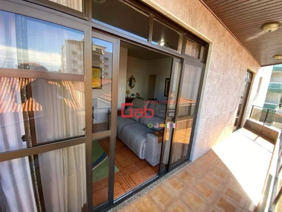 Imagem Apartamento à venda, 140 m² por R$ 710.000,00 - Passagem - Cabo Frio/RJ