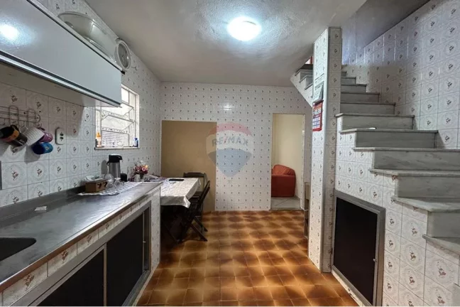Imagem Casa á venda com 3 quartos com 99m² em Costa Barros.Rio de Janeiro.
