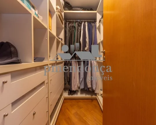 Imagem Apartamento 4 quartos, 5 vagas, 240 m2