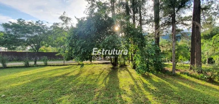 Imagem Terreno amplo para sua casa alto padrão em Santa Maria!