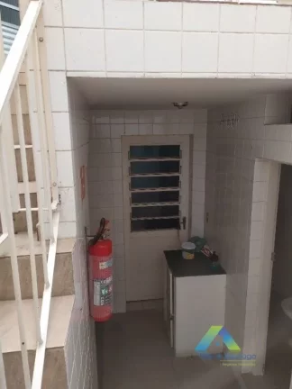 Imagem Ipiranga Sobrado 210M², 5 dormitórios, 2 vagas ótima localização e valor !!!