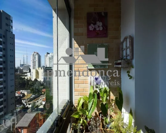 Imagem Apartamento andar alto em Pinheiros com 3 quartos sendo 1 suíte e 1 vaga, 72m².