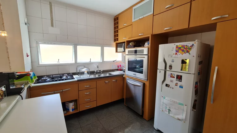 Imagem Vende casa em condomínio fechado na Vila Andrade