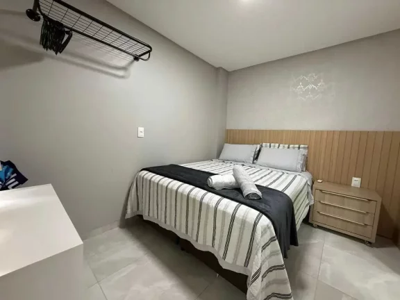 Imagem Apartamento reformado de 3 dormitórios sendo 2 suítes e 1 vaga - Balneário Camboriú/SC