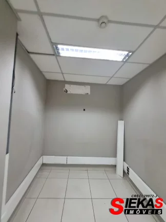Imagem Galpão comercial de alto padrão em Vila Gomes Cardim, São Paulo-SP: 4 salas, 10 banheiros, 6 vagas de garagem, 6.100m² de área
