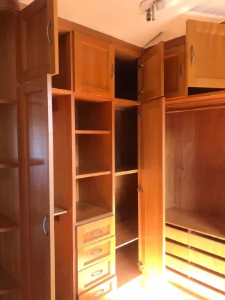 Imagem Ótima localização - Apartamento Andar Alto de 2 dormitórios e 1 vaga de garagem ao Lado da Estação Brás