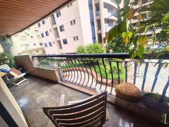 Imagem Apartamento à Venda no Jardins - 3 Quartos, 3 Suítes, 3 Salas, 4 Banheiros, 3 Vagas - São Paulo-SP - 157m²
