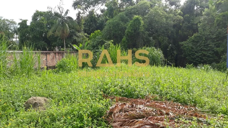 Imagem Excelente terreno com 1215,70m², 22m de testada principal e 55,20m de Lateral! Próximo a supermerc...