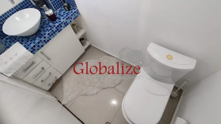 Imagem Linda sobreposta alta Duplex com 4 dormitórios e 3 suítes no bairro do Embaré por R$.1.250.000,00 !!!