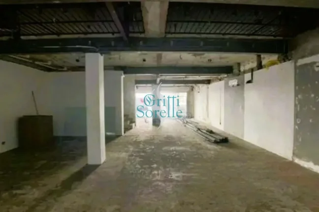 Imagem Loja/Ponto Comercial para Alugar em Campo Belo - São Paulo/SP.
