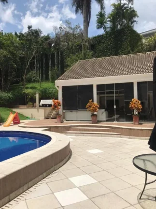 Imagem Casa no Res. Alpha 10 - 597m²