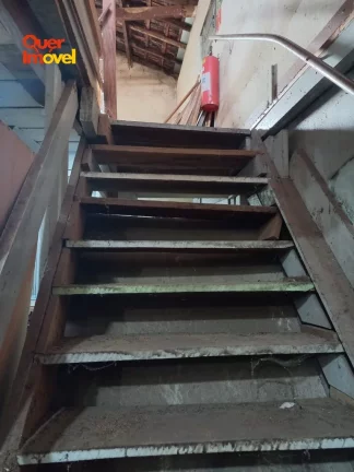 Imagem Salão comercial à venda em Ribeirão Preto-SP, Campos Elíseos: 2 salas, 1 banheiro, 308m² de área.