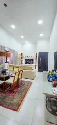 Imagem Casa com 3 suítes no Condomínio Estância dos Ipês em Uberaba