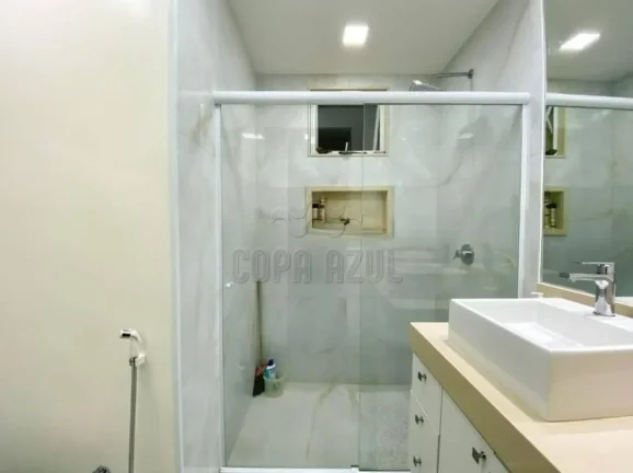Imagem Copacabana - Residencial › Apartamento com 3 quarto(s) a Venda