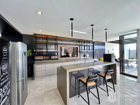 Imagem Casa T?(C)rrea em condomínio com 04 suítes em terreno de 2000m2