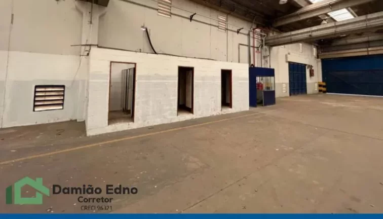 Imagem Galpão/Depósito/Armazém e 3 banheiros para Alugar, 1971 m² por R$ 39.410/Mê