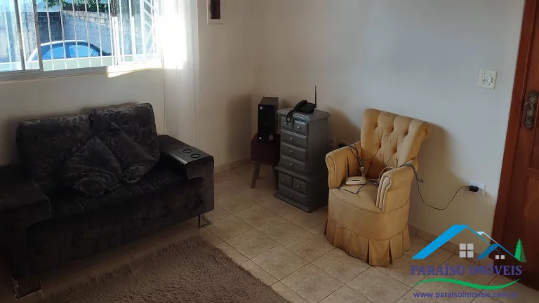Imagem Oportunidade Imperdível: Casa Toda Avarandada à Venda!