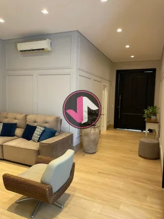 Imagem Casa à venda no Florais do Valle 262m2 de área construída; 03 suítes sendo 01 master com closet;...